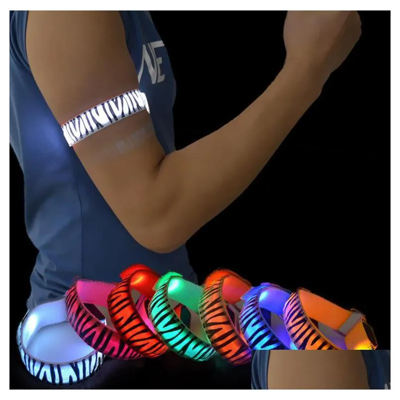 Party Decoration Party Led Brassard Décoration Bracelets Running Cyclisme Exercice Glow Light Up In Dark Night Gear Sécurité Réfléchissant Dhv2H