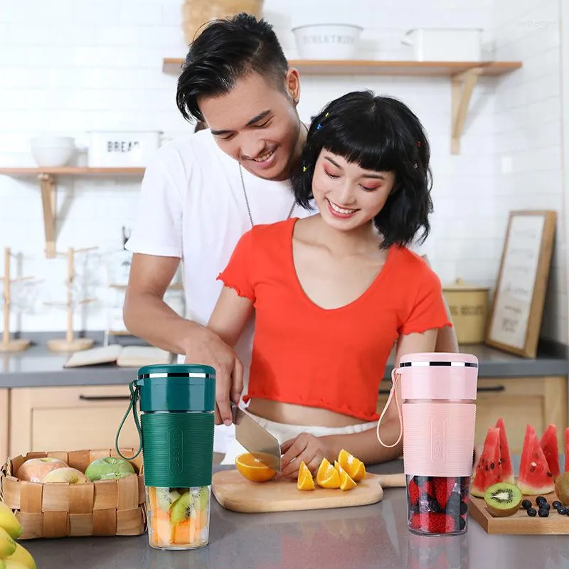 Juicers Mini Blender UBS Juicer Fruit Kitchen Robots 300ml Home Rechargeable Automatic Electric Cup Portable Mixer