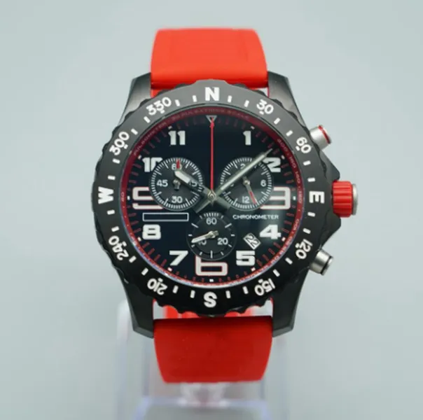 Luxus Master Design Herren Uhr Japan Quarz Ausdauer Pro Rächer Chronograph 44mm Uhren Red Gummi 1884 Männer Uhren Hardx -Glas -Armbanduhren