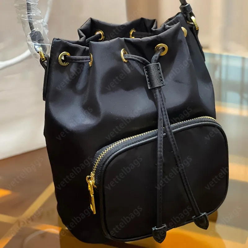 Nylon Bucket Fashion Drawstring Women Shoulder Bags Travel Handbags Men Black Handbags Unisex Artwork Totes Designers Shoulder Bag Sports