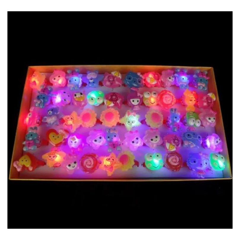 Party Favor Led Light Up Rings Glow Party Favors Flashing Kids Prizes Box Toys Birthday Classroom Rewards Easter Theme Treasure Supp Dhgvf