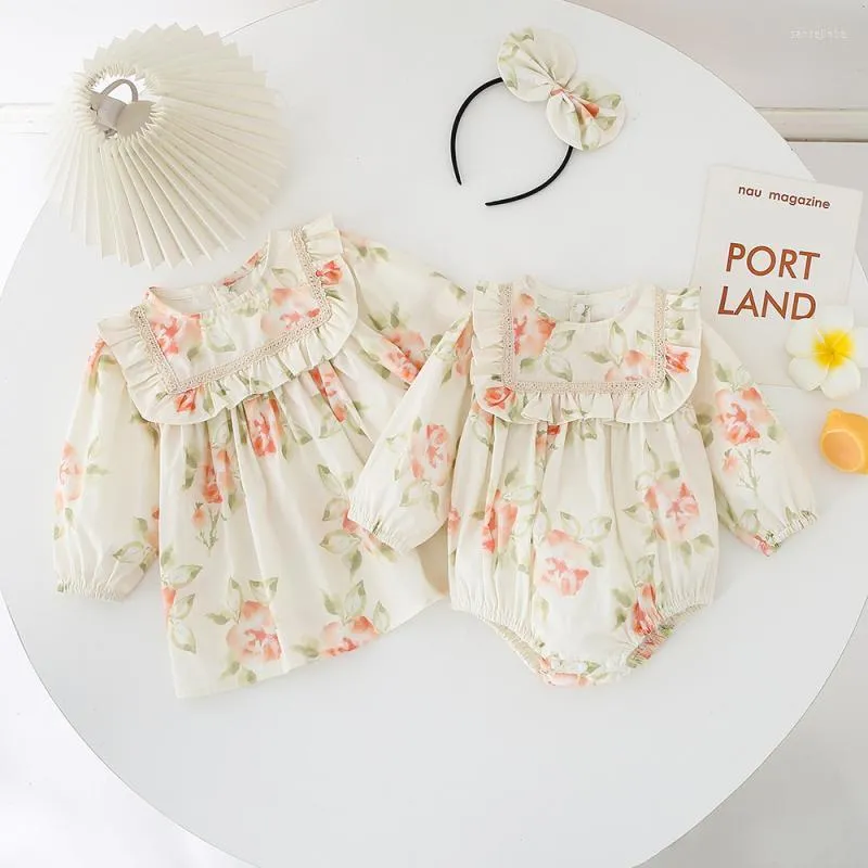 Mädchenkleider Schwester passende Outfits Autumn Baby süße koreanische Turren Kleinkind Kinder Süßes Kleider Blumenkleid