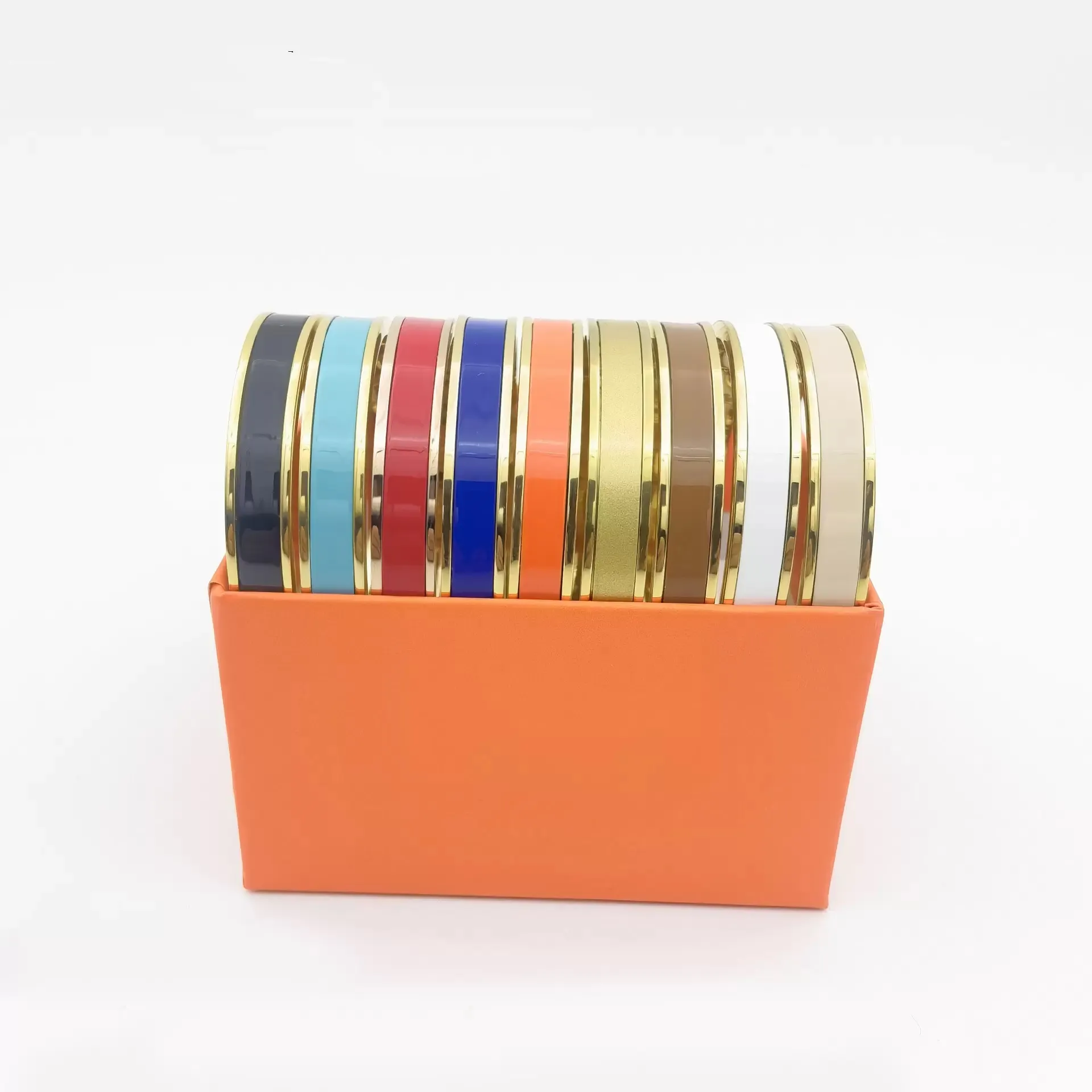 Mit Box High End 8MM Designer Design Armreif Titan Stahl Gold Brief Schnalle Armband Modeschmuck Männer und Frauen Armbänder
