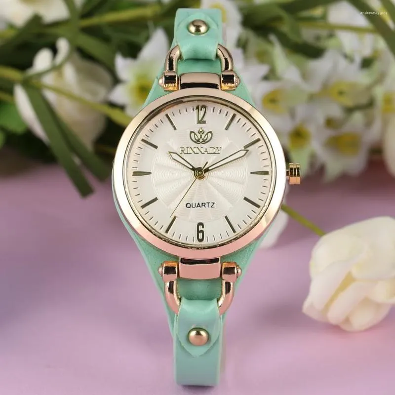 Wristwatches Fashion Women's Watch Elegant Leather Quartz Watches Slim Strap For Ladies Minimalist Dial Anniversary Gifts To Mom Montre