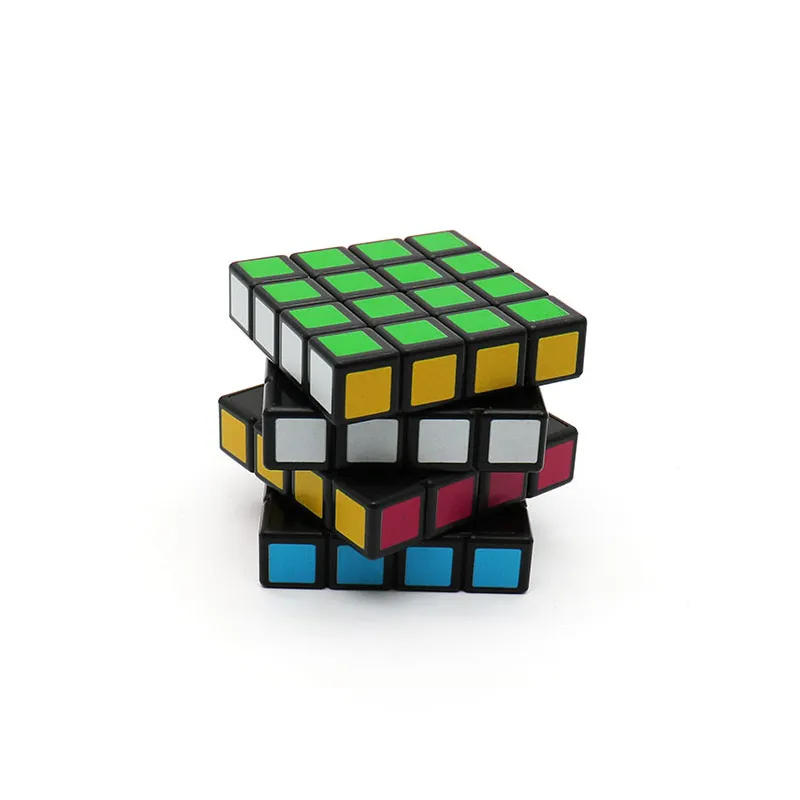 Vente en gros Magic Cube Puzzle Style Fumer Herb Broyeurs De Tabac Avec 4 Pièce Métal Broyeur Broyeur À Main 60mm Diamètre Coloré