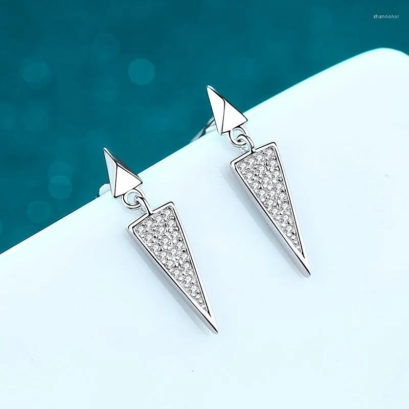 Boucles d'Oreilles Moissanite Oreille Triangle Mignon Simplicité Diamants Boucle D'oreille En Argent Sterling 925 Réussi Diamant Test Femmes Fête D'anniversaire Cadeau