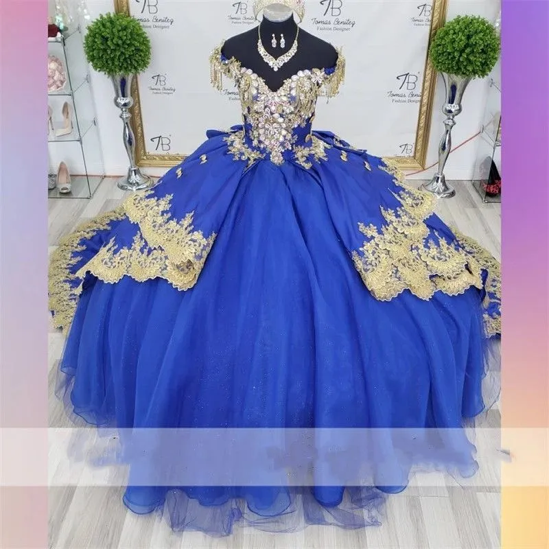 Robes de quinceanera princesse bleu royal avec arc à l'épaule paillettes scintillantes appliques Crystal perles Sweet Prom Party