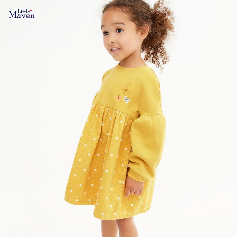 Bonitas nina de retailers 11 anos