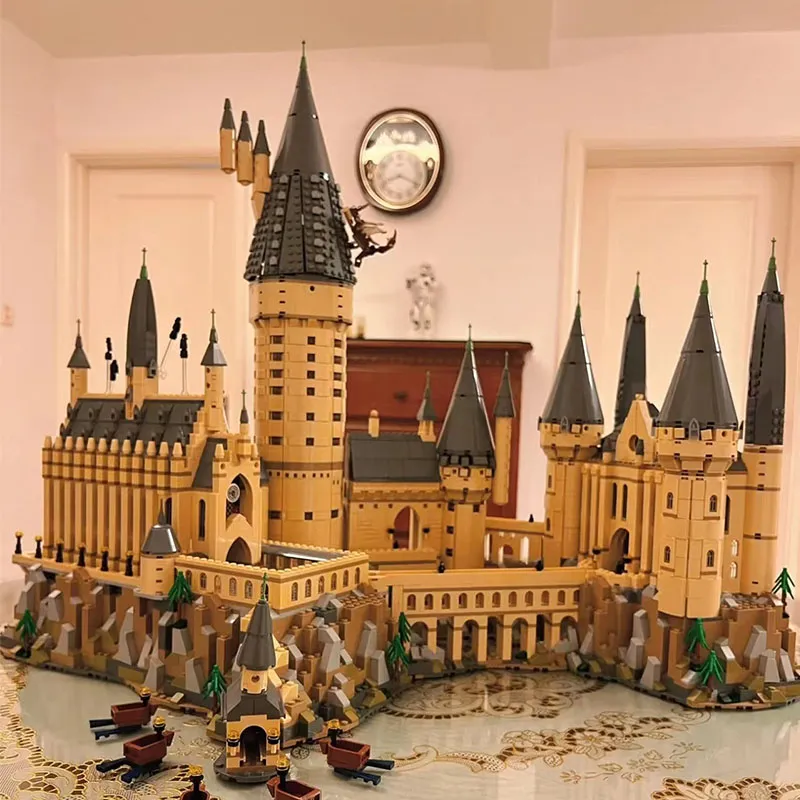 Bloki 16060 Magic School Castle Model Kompatybilny 71043 Bloków składowych cegieł Puzzle zabawkowe prezenty świąteczne