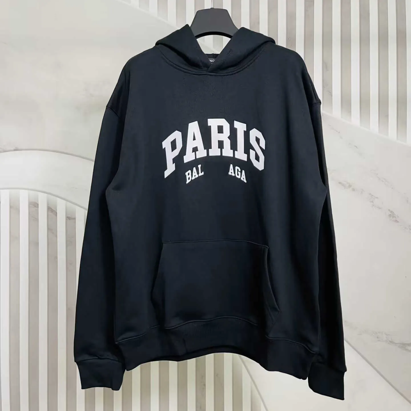DHgate.com:Designer balanciagas Fashion Graffiti Hoodie