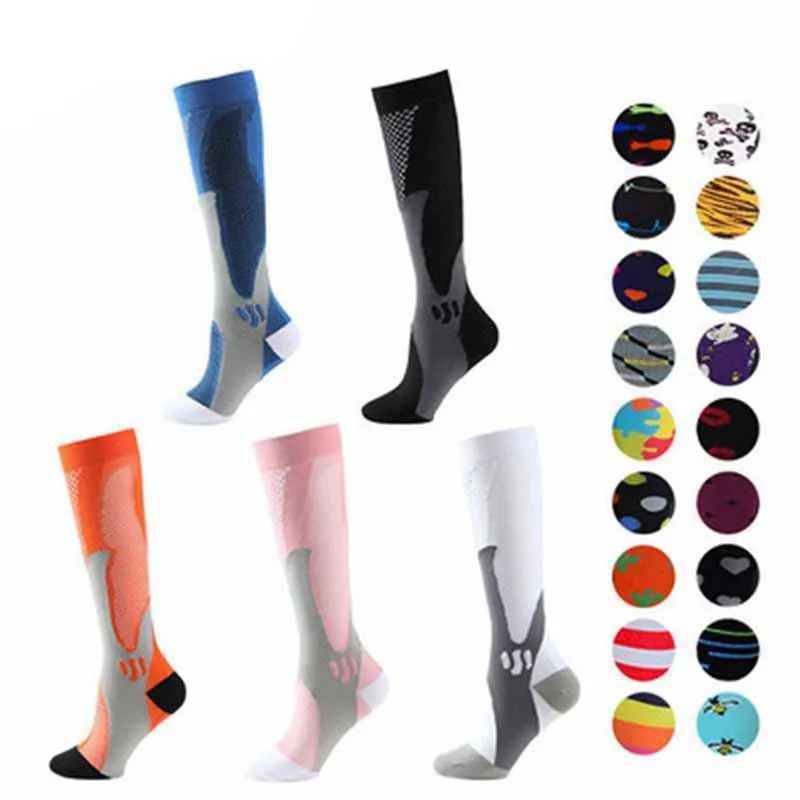 Chaussettes de sport Chaussettes de compression de course Bas 20-30 mmhg Hommes Femmes Chaussettes de sport pour Marathon Cyclisme Football Varices T221019