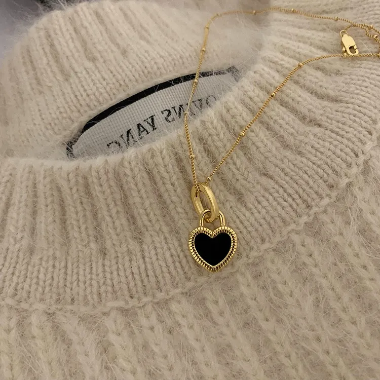 Colares pendentes Sense sênior shell de dupla face Love Personalidade Simple tudo com colar de clavícula de gargantilha