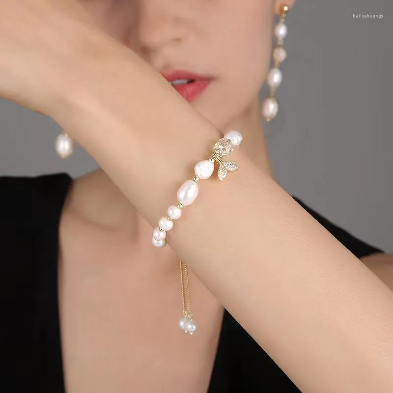 Strand 2022 Style Fish Tail Pearl Bracelet Women's Crystal Handmade Animal Jewelry Accessories Birthday Gift