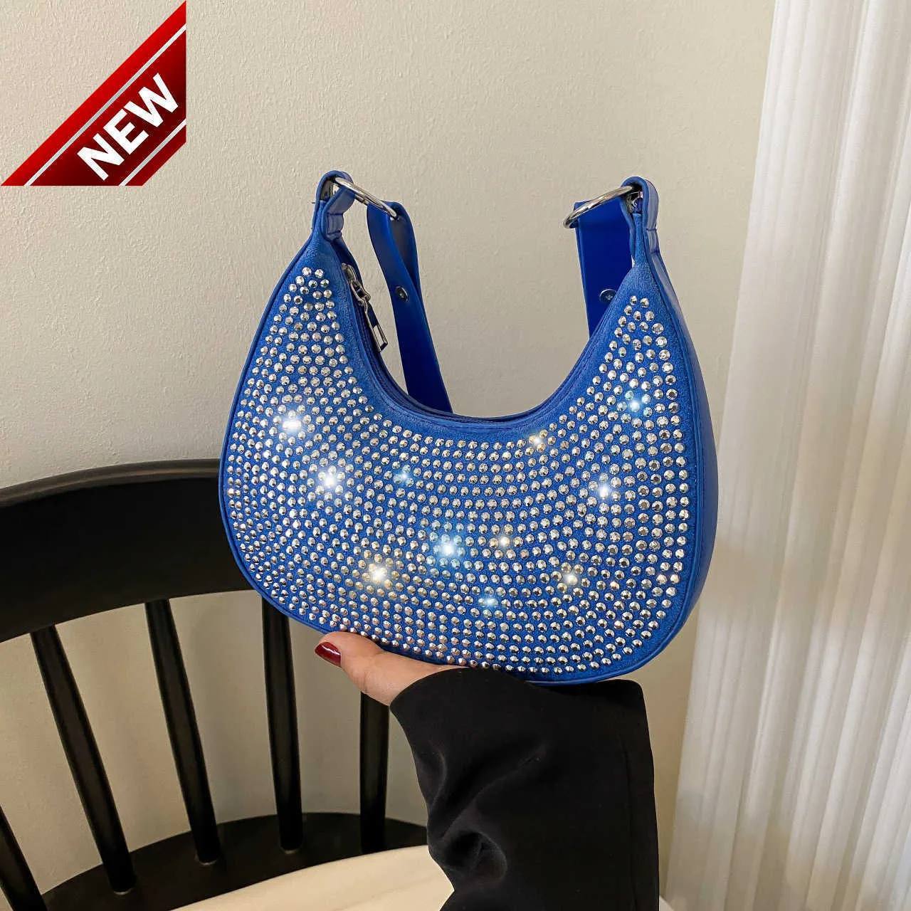 Il negozio ha uno sconto dell'80% sulla borsa da donna all'ingrosso 2023 nuova moda Texture coreana popolare diamante brillante spalla estate oceano ascella completa da donna