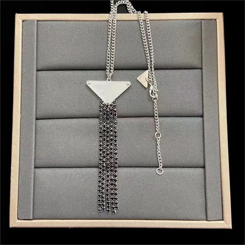 Colares de grife de luxo Chain de colar de pingente de link de prata de prata de luxo para homens para homens no atacado Jóias de jóias de jóias de jóias de jóias de chirstras presente