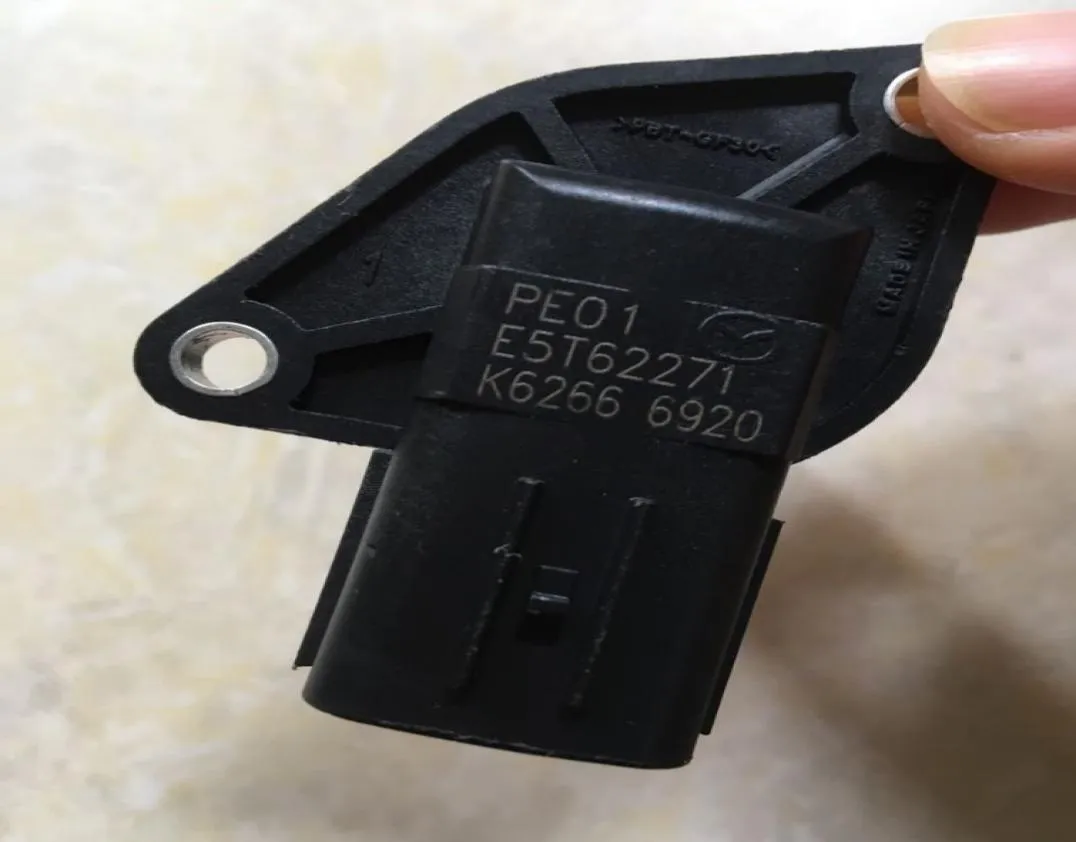Pe0113215 mazda датчик