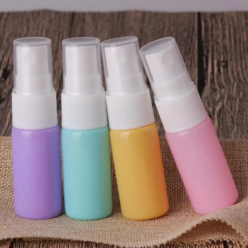 Commercio all'ingrosso 10ml colorato portatile viaggio profumo atomizzatore bottiglia spray di vetro vuoto piccolo contenitore cosmetico