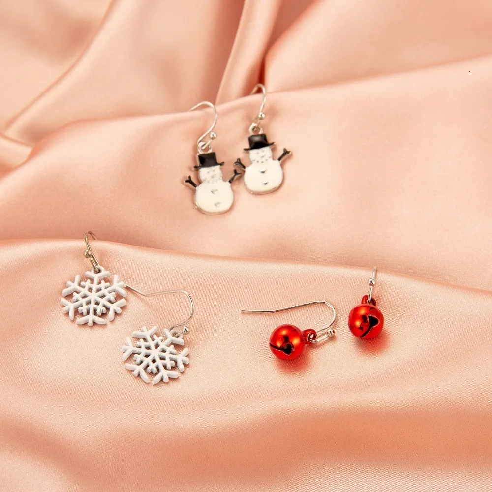 4 Pairs Christmas Snowflake Leather Dangle Earrings Set Colorful Snowman Elk Teardrop Earrings for Women Jewelry