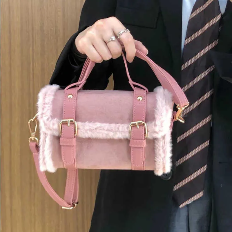 HBP Shoulder Bags handBags Premium Autumn and Winter Lamb Plush Bag Women New Fashion Crossbody Bag Versatile Ins Small Crowd Texture Bag 221116