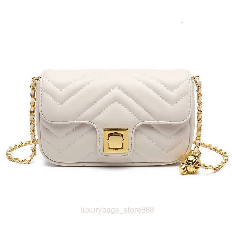 Mağaza Gümrükleme Toptan Tasarım Çantaları% 95 İndirim Kadınlar Küçük Altın Küre 2023 Yeni Popüler Nakış Küçük Square Basit Crossbody Love Omuz