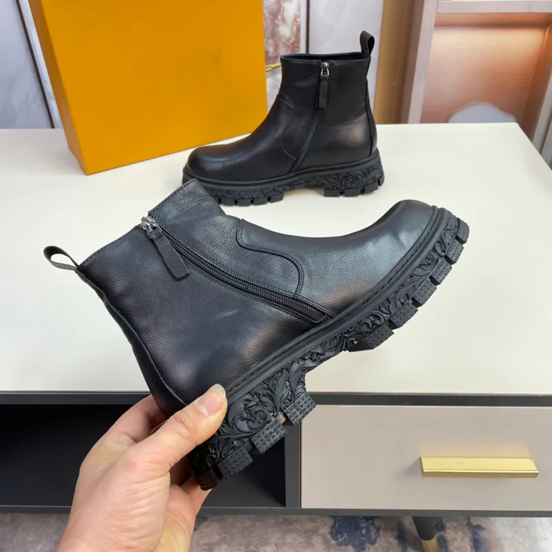 2023 Homme Luxurys Designer Bottes Tricot Stretch Martin Bottes Cuir Noir Chevalier Hommes Classique Botte Courte Chaussures Casual Semelle En