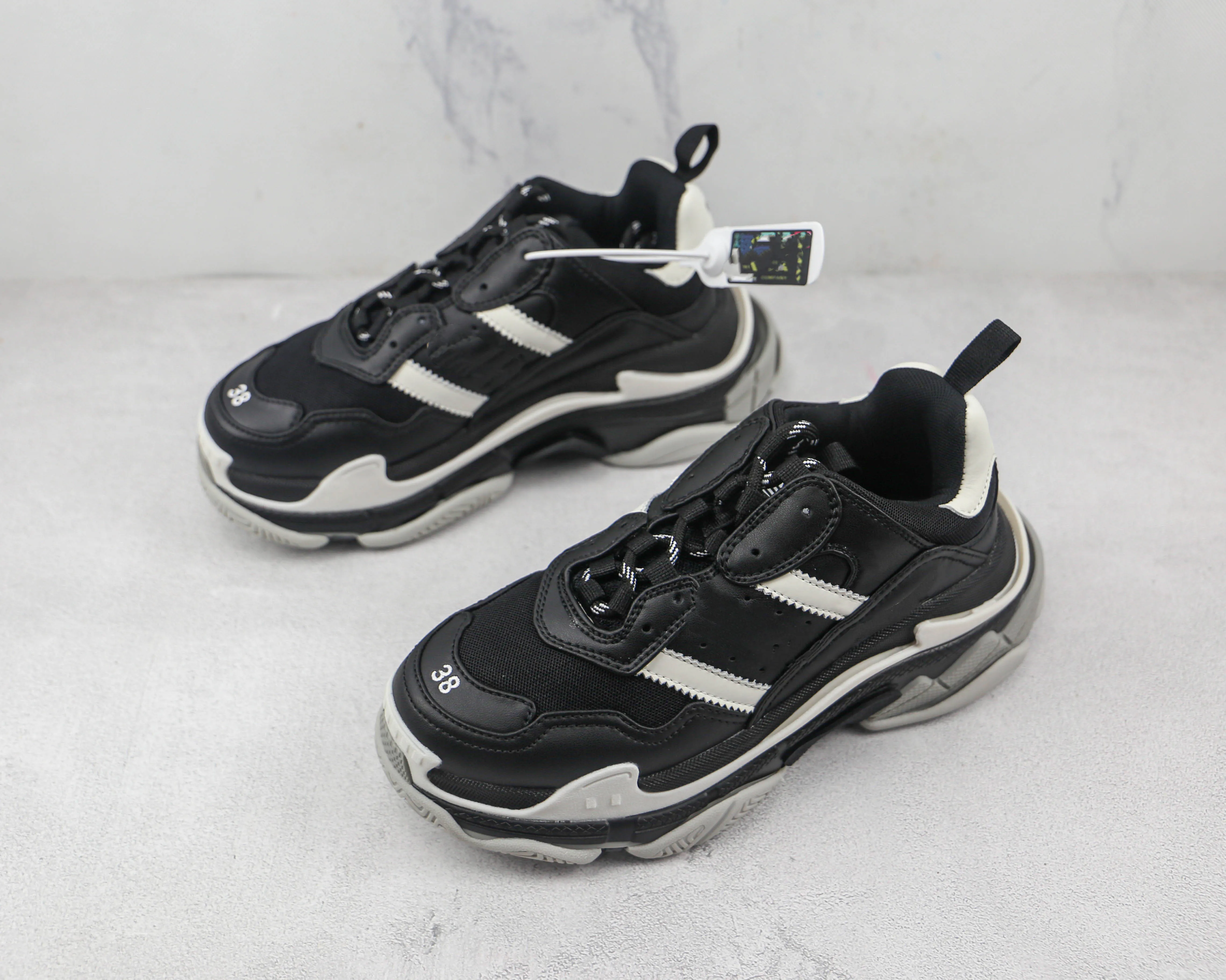 Skor B07 Par Designer Luxury Top Edition Casual Sneakers co -märke Paris First Generation Retro Dad Shoes BLS X Triple S Black -1