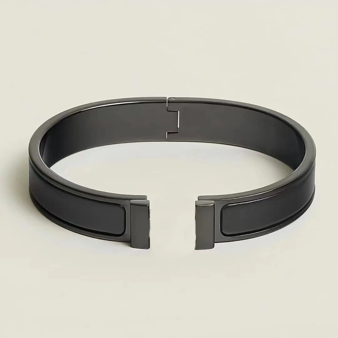 DHgate.com:Designer Titanium Steel Bracelet Cuff Bangle for