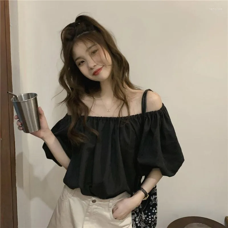 Women's Blouses ILARES Short Sleeve One Shoulder Top Vintage Clothing Fashion Woman 2022 Blouse Shirt Shirts Korean Off Women's T-shirt