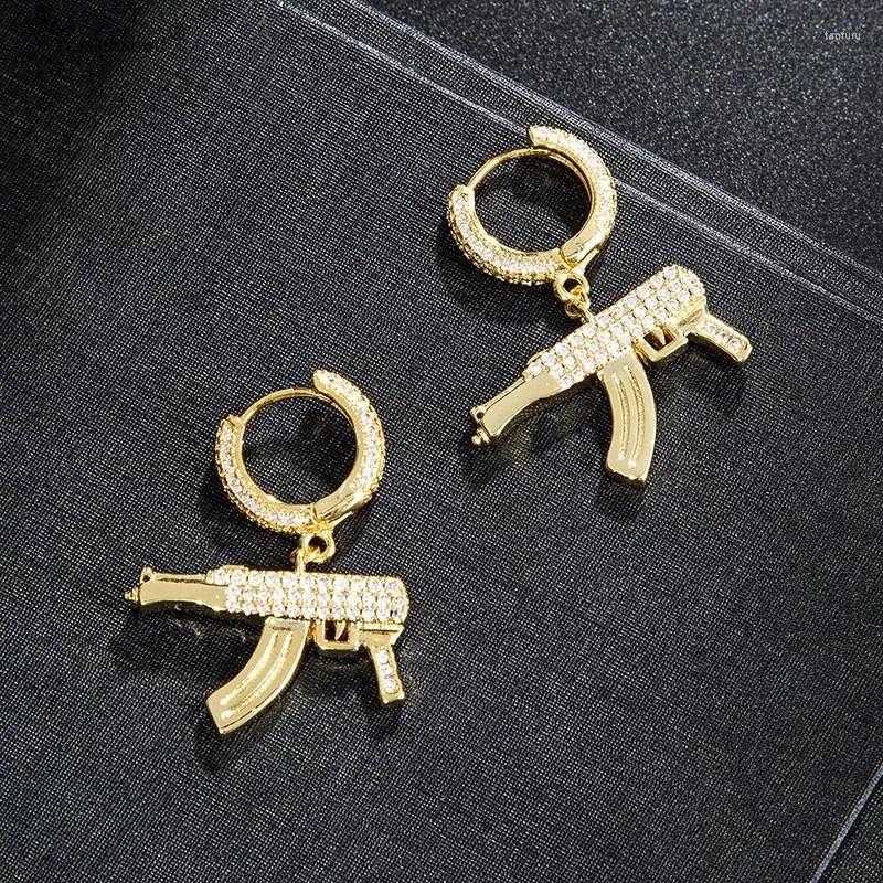 Brincos pendurados para fora Hip Hop 1 par de joias de arma de zircônia brinco dourado micropavimentado cheio de bling CZ para homens punk