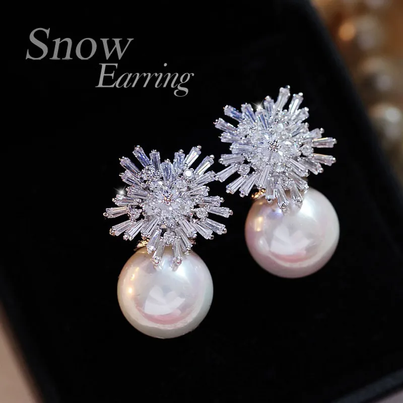 Stud Orecchini di perle d'imitazione Moda donna Fiocco di neve Fascino di cristallo Gioielli in zircone Scelta carina per regalo di coppia 221119