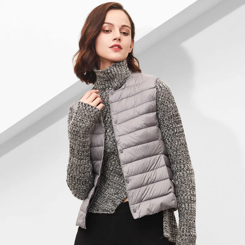 Parkas pour femmes de bonne qualité Femmes de canard blanc Vest doux et ultra veste claire hiver en apesanteur collier rond sans manche 221121