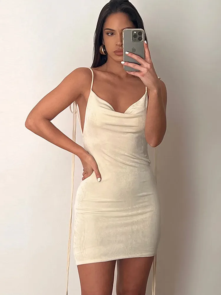 Повседневные платья сексуальные без спины Bodycon Mini платье летние короткие случаи дня рождения для женщин. Элегантный красный вечер L221121