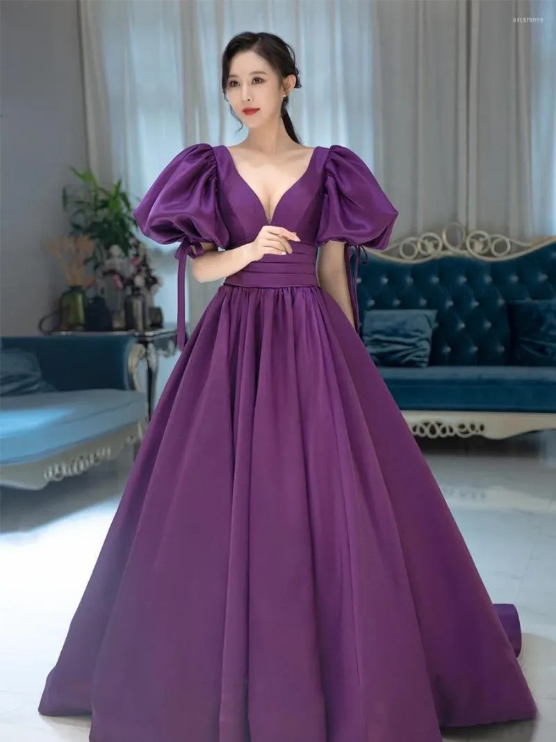 Etniska kl￤der 2022 Sexig lila puffhylsa promfestkl￤nning kvinnor m￶rk v hals satin l￥ng kv￤ll vestidos de fiesta