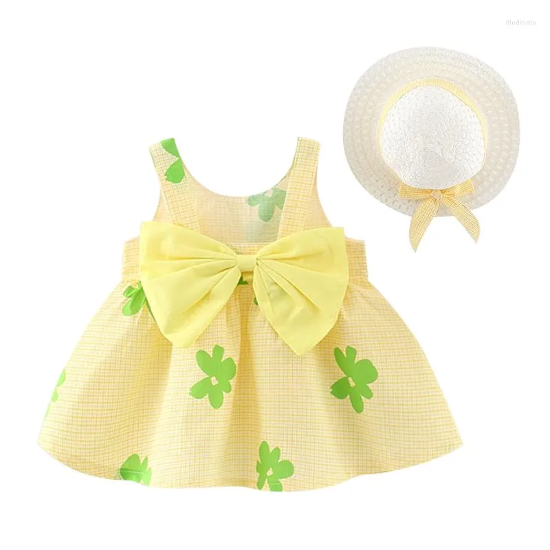 Девушка платья 2PEECE Summer Toddler Beach Corean милый клубничный рукавиц