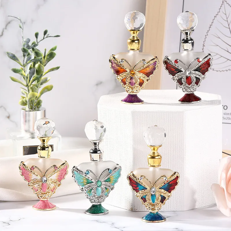 60 X Petite Bouteille De Parfum En Verre Décoratif Vide Vintage Papillon Fleur Style Coeur Forme Cristal Porte-Parfum Conteneur Bouteille De Parfum 5ml