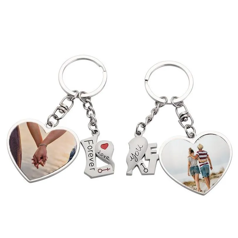 Party Favor Sublimation Par KeyChain Favor Metal Letter Gravering Charm Hearthaped Key Ring Romantic Valentines Day Gift 5517 Q2 DH3SA