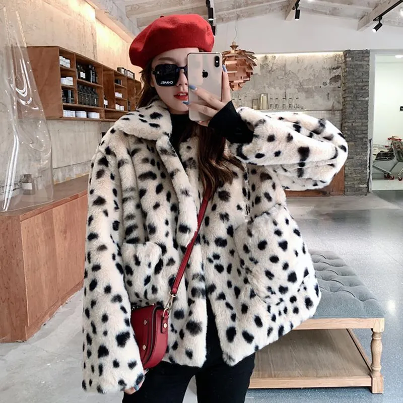 Giacca Da Donna In Pelliccia Sintetica In Pelliccia Sintetica Da Donna  Invernale Corta Versione Coreana Cappotto In Pelliccia Sintetica Allentata  Con Stampa Leopardata 221122 Da 34,56 €