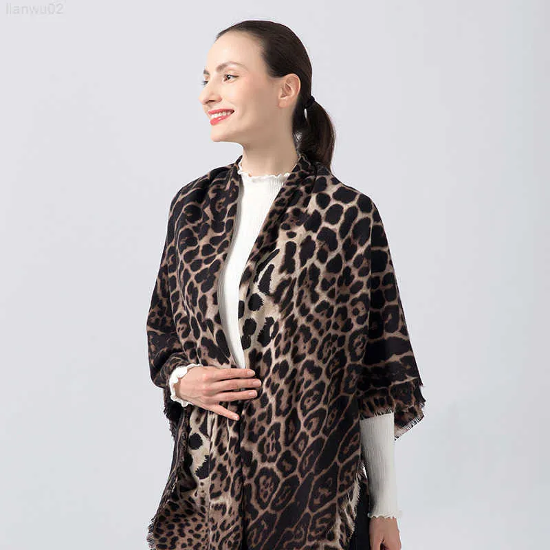 2021 Donne invernali grandi sciarpe quadrate cashmere leopardo stampa sciarpa cassa sciarpa soffiatura morbida donna coperta 130x130 J220721