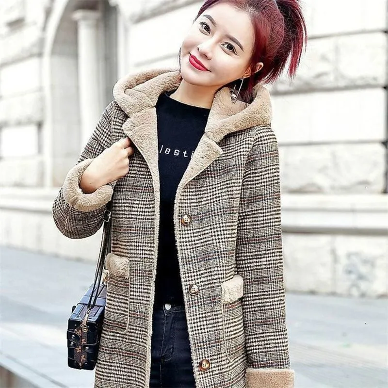 Coat with plaid lining sales