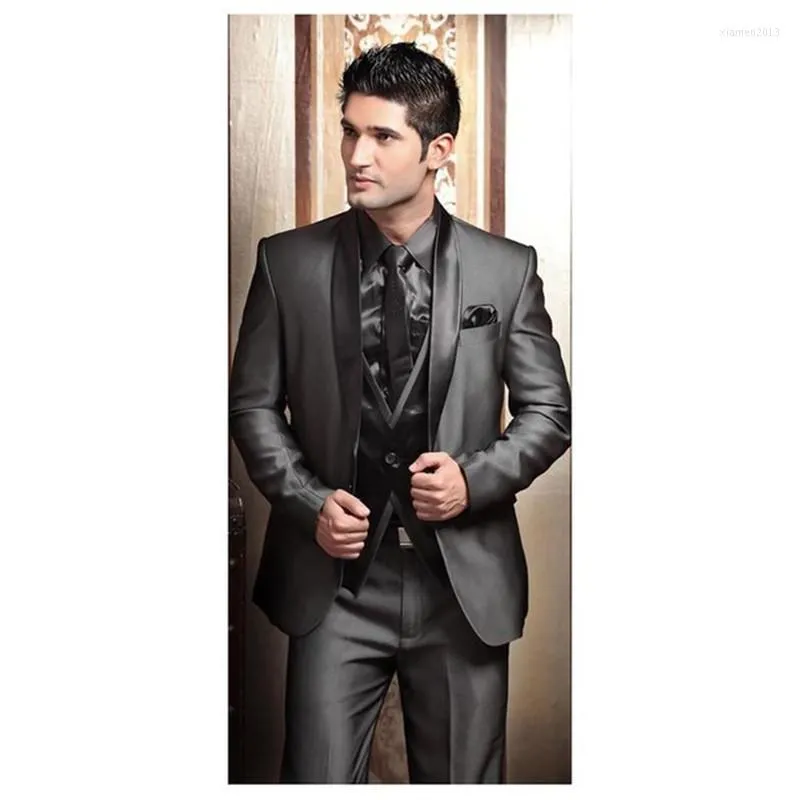 2022 Modern Grey Charcoal Gray Tuxedo Wedding For Men Formal Groom