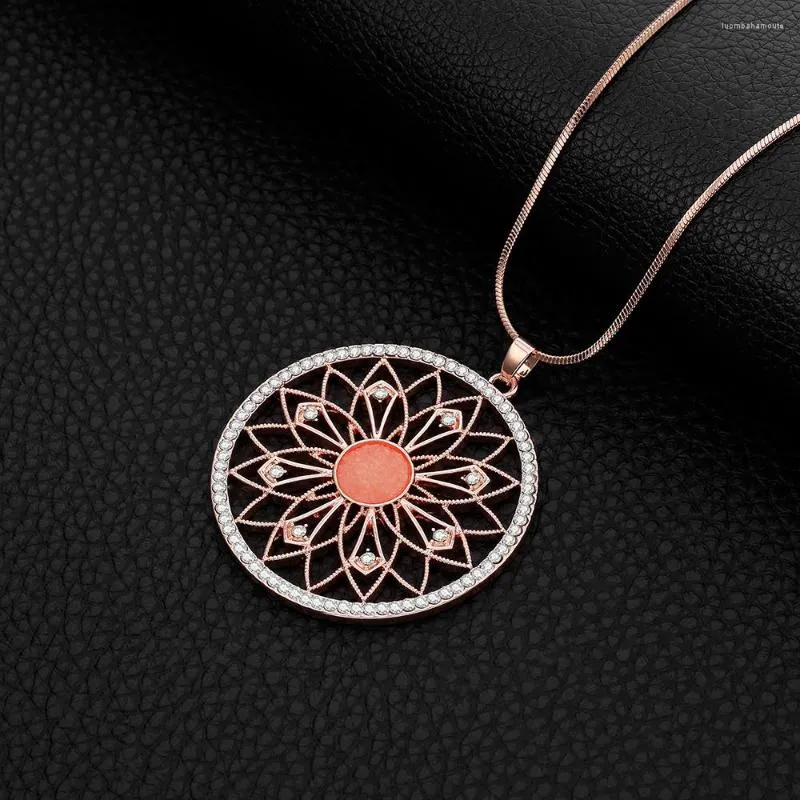 Hanger kettingen roségoud grote ronde kristallen ketting voor vrouwen elegante holle bloem geometrische lange mode sieraden 2022 cadeau