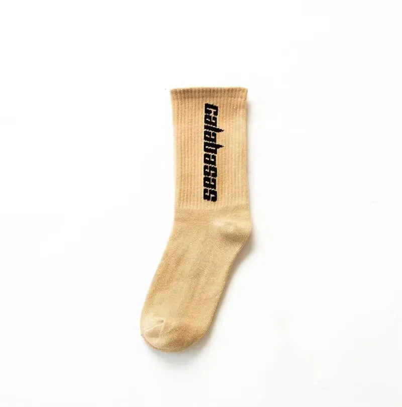 Носки дизайнерские носки Мужские и женские носки бренды роскошных спортивных зимних сетей.
