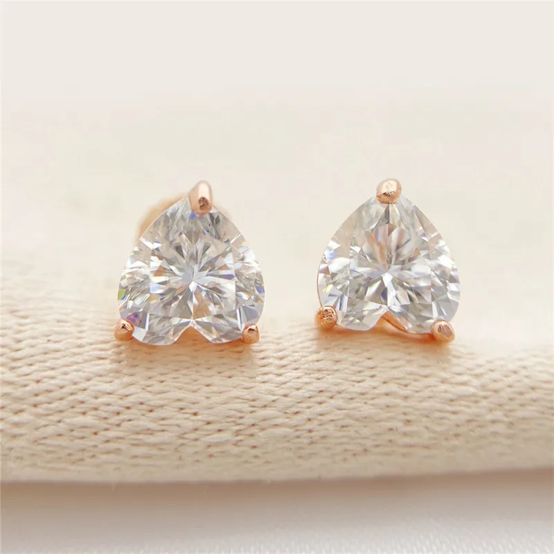 4mm-10mm S925 Sterling Silver Plaqué Or Pass Test Moissanite Diamant Coeur Boucles D'oreilles Beau Cadeau pour Hommes Femmes