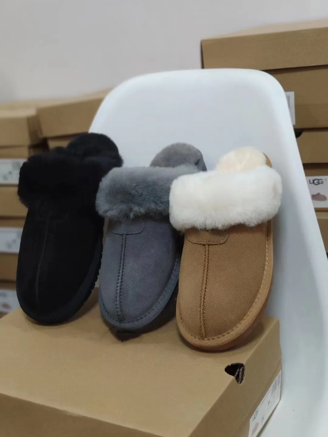 Australië u g g Platform Heren Dames Dikker de zool Slippers Snowboots Enkellaars Schoenen Korte Bottes Mode Martin Designer Winter Warm Wol Echt leer Platform