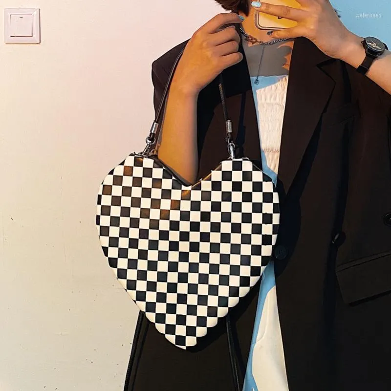 Evening Bags PU Lady Heart Shaped Handbag Lolita Ins Female Shoulder Bag Fashion Crossbody Sweet Designer Women's Purse