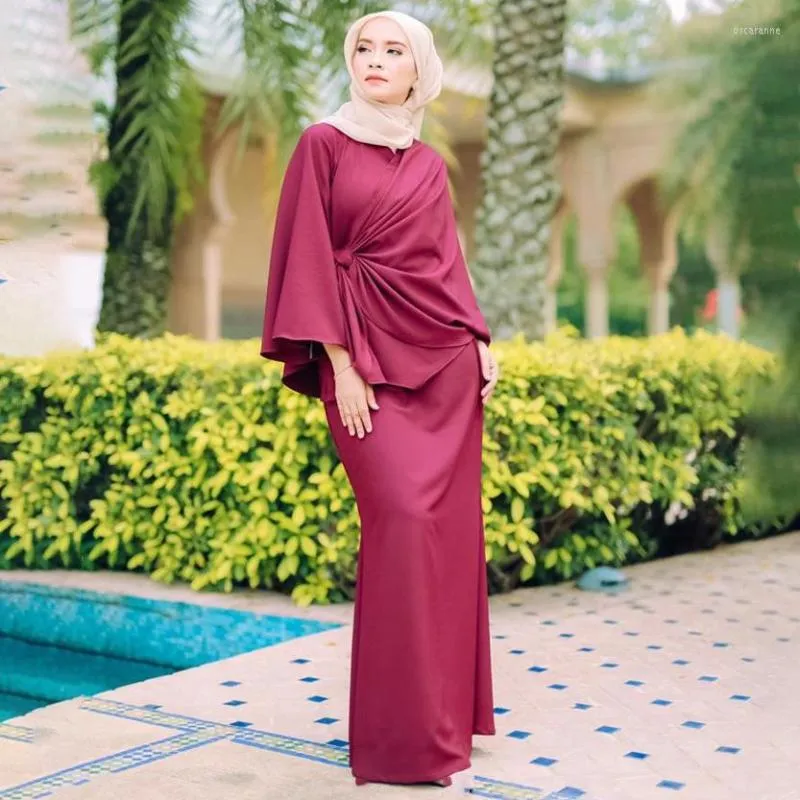 Roupas étnicas Moda muçulmana Mulheres de saia Terno de roupas elegantes Sets Sets Top e Long Ladies Islâmico Abaya Kaftan Dubai