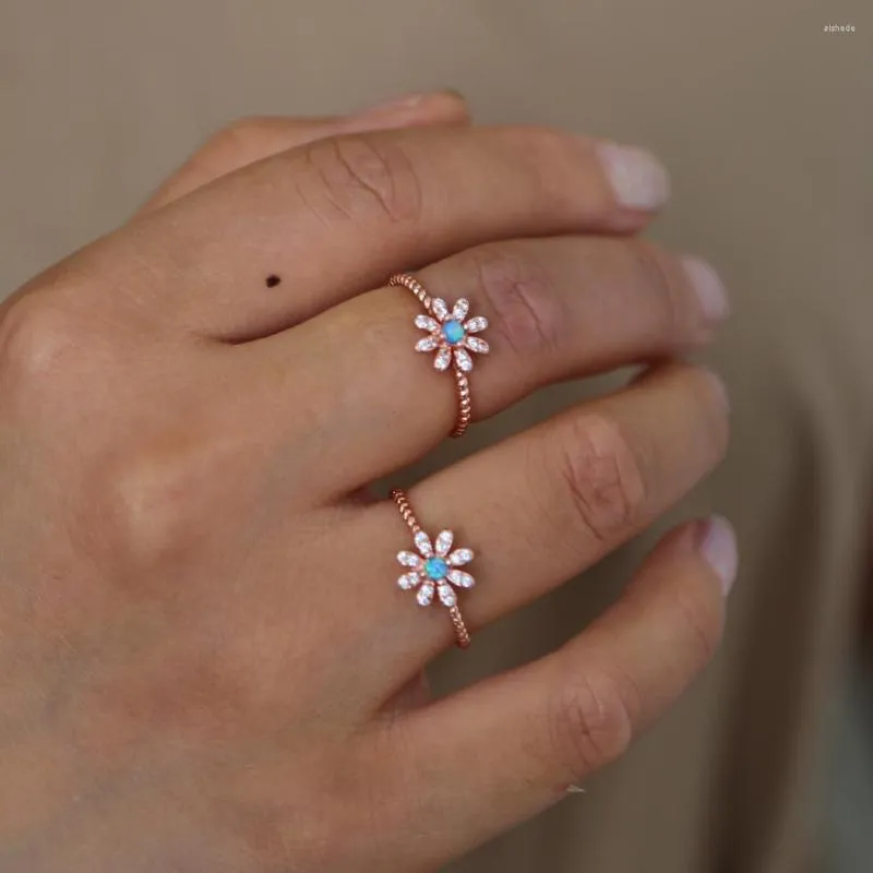 Wedding Rings Rose Gold Color Daisy Dainty Flower Ring Size 6 7 8 Cute Lovely Flowers Beautiful Girl Women Gorgeous Elegance Finger Midi