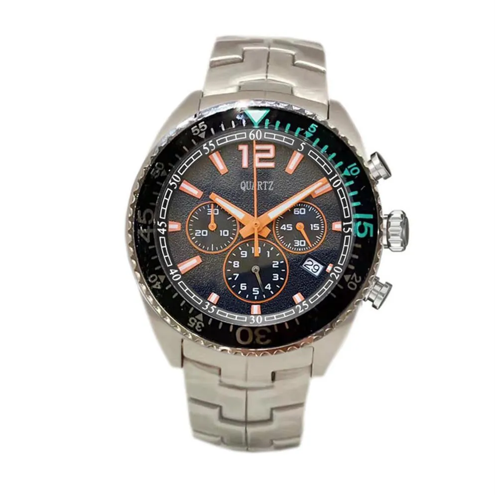 Mens Designer F1 Исправленные часы orologio di lusso мужчины смотрят Montre Japan Quartz Movement Chronograph Black Face Racer Watch247h