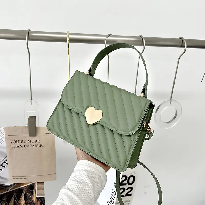 Bolso Cuadrado Pequeno Portatil Para Mujer Bolsos De Hombro Con Cadena De Rombos Occidentales Con Textura De Verano 2021 De 17 22 DHgate