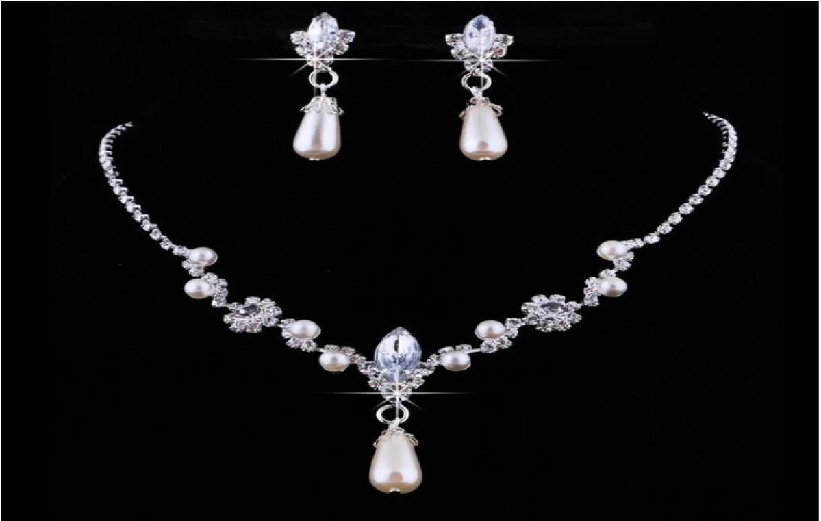 2018 Crystal Drop Pearls Silver Plated Necklace 모방 귀걸이 신부 신부 들러리를위한 웨딩 쥬얼리 세트 신부 액세스 소포 2067128